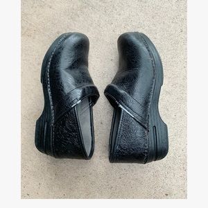 Dansko Pro XP Clog Floral Size 8
